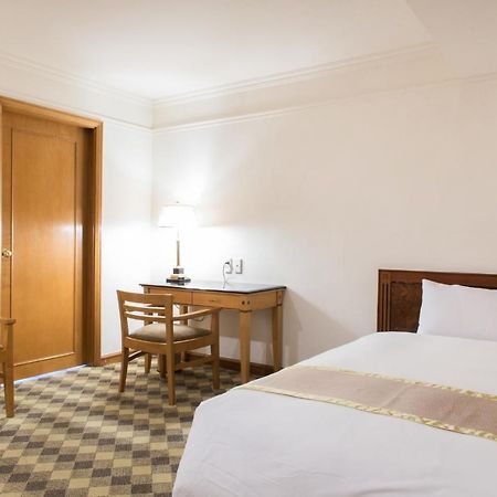 Hometel Hotel Kaohsiung Eksteriør bilde