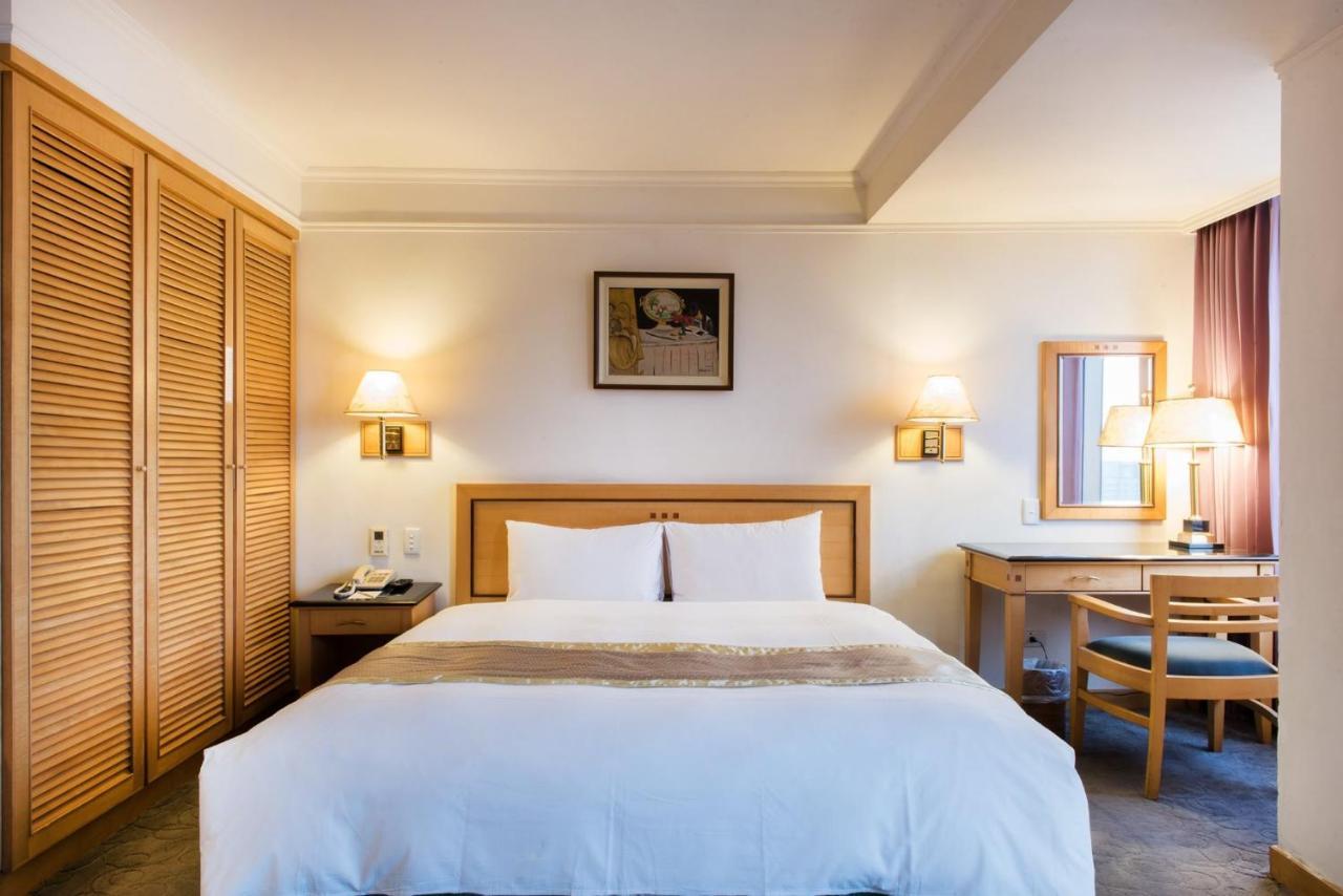 Hometel Hotel Kaohsiung Eksteriør bilde