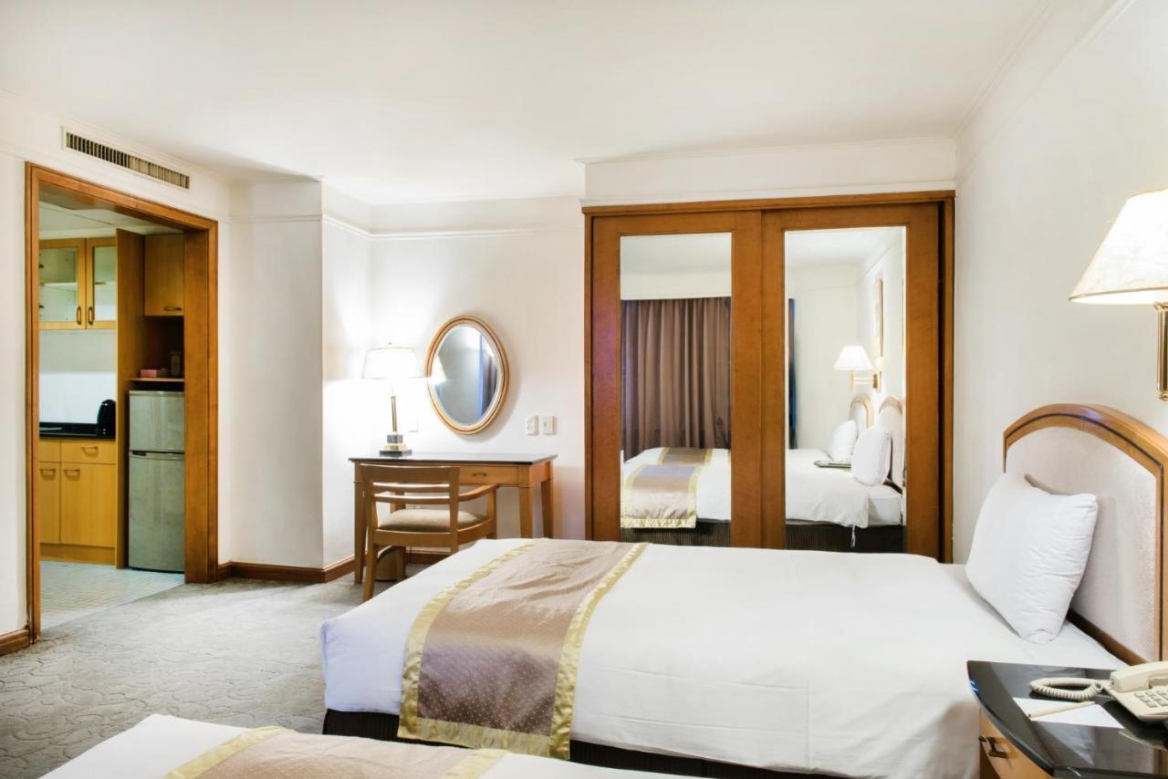 Hometel Hotel Kaohsiung Eksteriør bilde